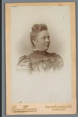 Portrét (carte de visite)