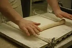 10: Doválení do protáhlého tvaru