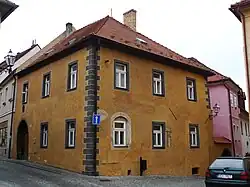 Dům č.p. 121 na rohu Solní a Dlouhé