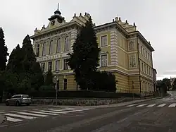 Prachatice, gymnázium čp.137.jpg