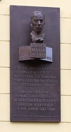 V. Prachatická: pamětní deska R. M. Rilkeho, Praha, Na příkopě, 2011