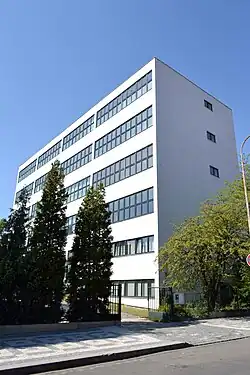 Francouzské reálné gymnázium v Dejvicích