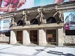 1927–1933 Vstup do budovy České průmyslové banky, Praha, Na Příkopě 14