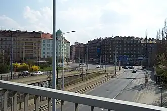 Vyústění trati do křižovatky Ohrada