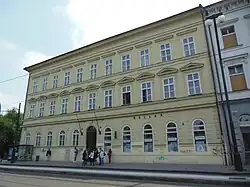 Budova Hollar, Smetanovo nábřeží 6, Praha 1