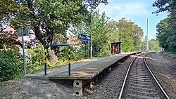 Celkový pohled na zastávku v srpnu 2024