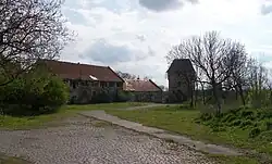 Praha-Královice, K Markétě čp. 19, tvrz (02).jpg