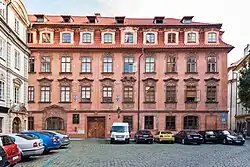 jižní průčelí domu