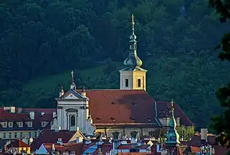 Kostel Panny Marie Vítězné a svatého Antonína Paduánského z Letné