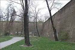 Bývalý vojenský hřbitov v roce 2007