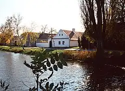 Prerovnl u rybnika.jpg