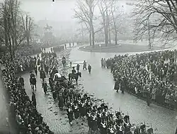 Pohřeb prince Valdemara, 18. ledna 1939. Pohřební průvod opouští zámecké náměstí (Slotspladsen).