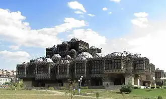 Budova národní knihovny.