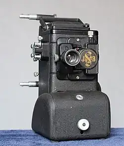 Projektor Atom, výroba Jindřich Suchánek, Brno