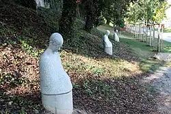 Madonino tajemství, Praha – Prosek