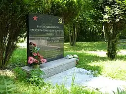 Prostřední Suchá, památník Rudé armády (2).JPG