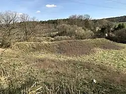 Hráz protrženého rybníka v Hladoměři