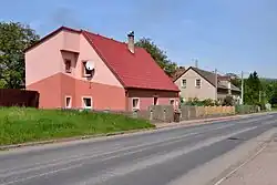 Domy na hranici katastrálních území Kadaň a Prunéřov