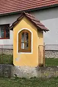 Další kaplička na návsi