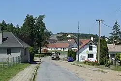 pohled k návsi od východu