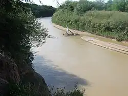 Řeka u města Suncho Corral