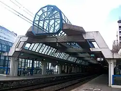 Nástupiště na stanici