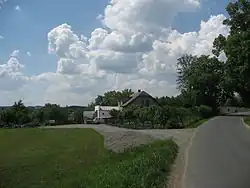 okraj vsi směrem na Květinov