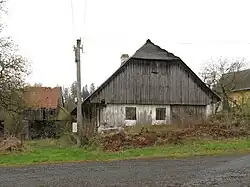 Radvanice (Velhartice), opuštěná usedlost (cropped).jpg