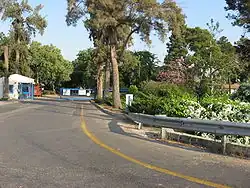 Vjezd do kibucu Ramat ha-Koveš