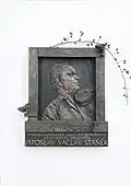 Reliéf Jaroslava Václava Staňka, spoluzakladatele hudební skupiny Hradišťan