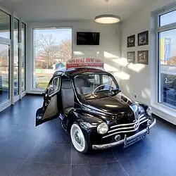 Renault 4 CV v autosalonu Auto Kout Centrum