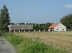 Příjezd do obce od Chabeřic