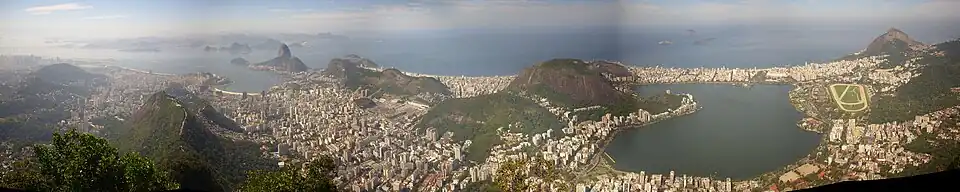 výhled z plošiny Corcovada na Rio de Janeiro