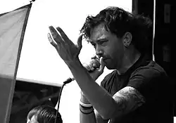 Zpěvák a kytarista kapely Tim McIlrath na koncertě Warped Tour roku 2006