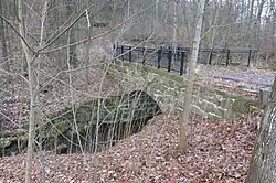 Rožany-most přes Rožanský potok.jpg