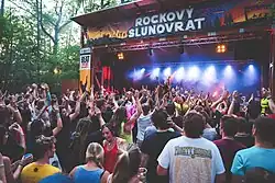 póidum v Lesním divadle