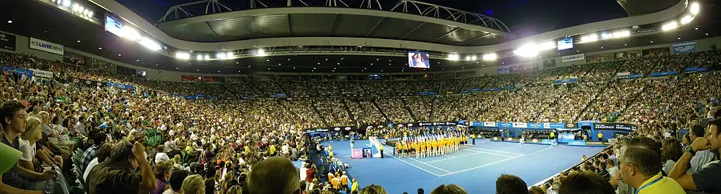 Panoráma Rod Laver Arena při ceremoniálu po finále ženské dvouhry, 2009