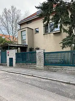 Rodinná vila postavená Vilémem Fryntou v Praze Dejvicích – Na Zavadilce