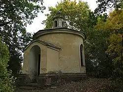 Rokycany, kaple nad křížovou cestou.jpg