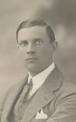 Rolf Stranger, 1930