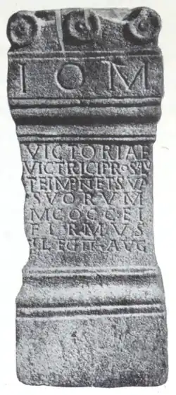 Oltář zasvěcený Jupiterovi a Vítězství