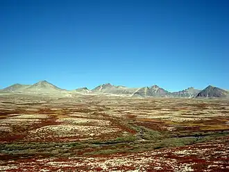 Tundrová krajina kolem Rondane