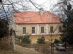 Rosice - Římskokatolická barokní fara.JPG