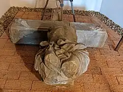 Rosice u Brna - torzo krucifixu deponované na zámku (2).jpg