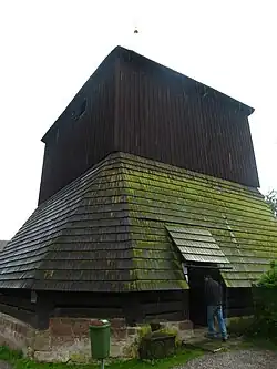 Zvonice v Rovensku pod Troskami