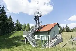 Pohled na rozhlednu ze dne 7.5.2016