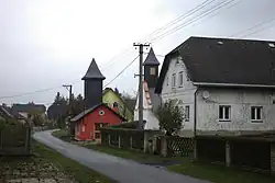 Kaplička a hasičská zbrojnice (bývalá)