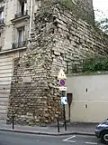 Hradby Filipa II. Augusta v Rue Clovis