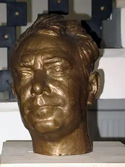 Ľudovít Fulla, busta