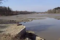 Rybník Jílovka od silnice